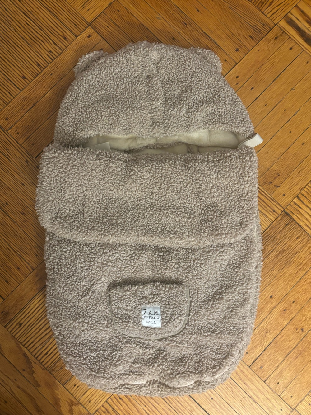 For Kim 7 A.M. Enfant Taupe Sherpa Baby Footmuff